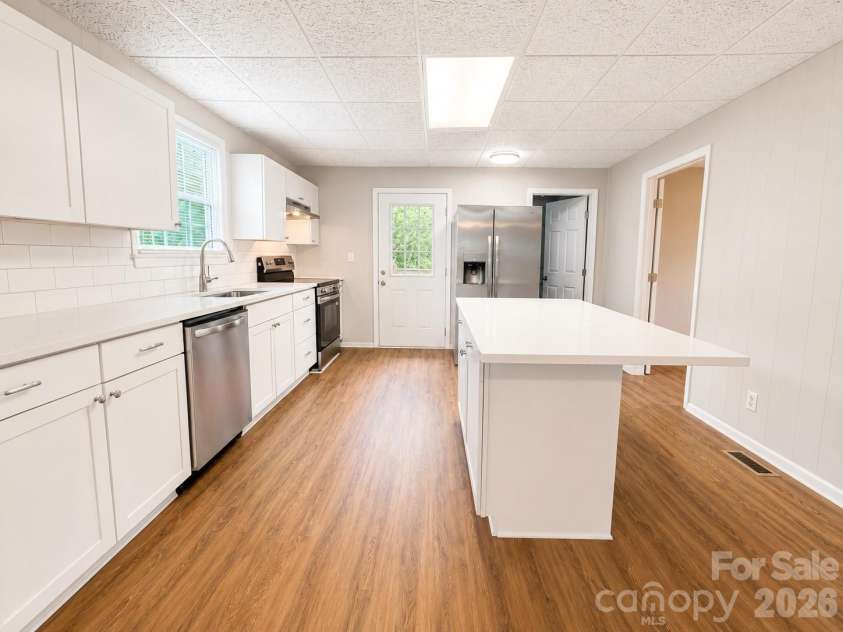 2449 Myrtle Avenue, Gastonia, NC 28052.  MLS# CAR4410014, YatesRealty ID 41576. 