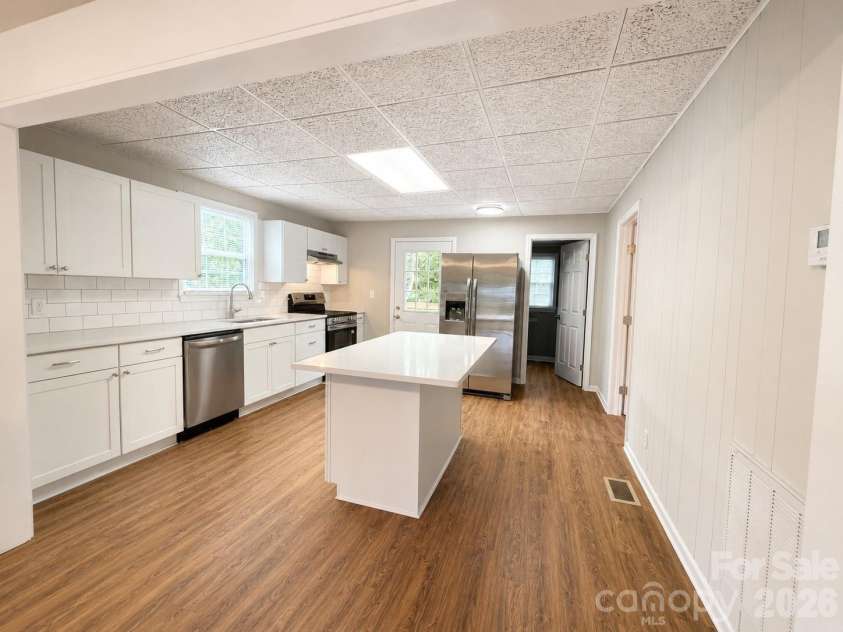 2449 Myrtle Avenue, Gastonia, NC 28052.  MLS# CAR4410014, YatesRealty ID 41576. 