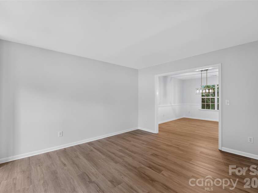 9013 Broad Ridge Court, Charlotte, NC 28269.  MLS# CAR4411688, YatesRealty ID 41577. 