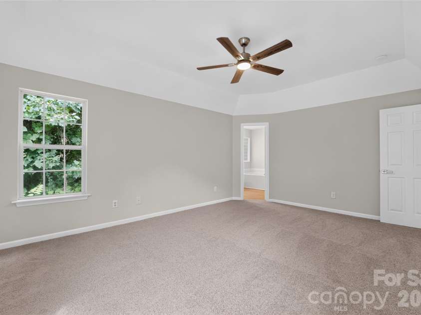 9013 Broad Ridge Court, Charlotte, NC 28269.  MLS# CAR4411688, YatesRealty ID 41577. 