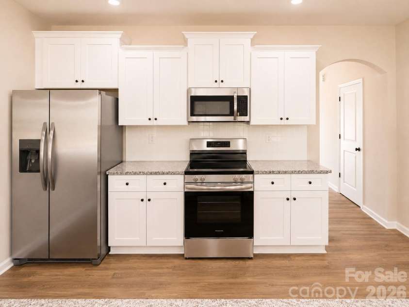 3111 Aberleaf Lane, Charlotte, NC 28227.  MLS# CAR4411103, YatesRealty ID 41578. 