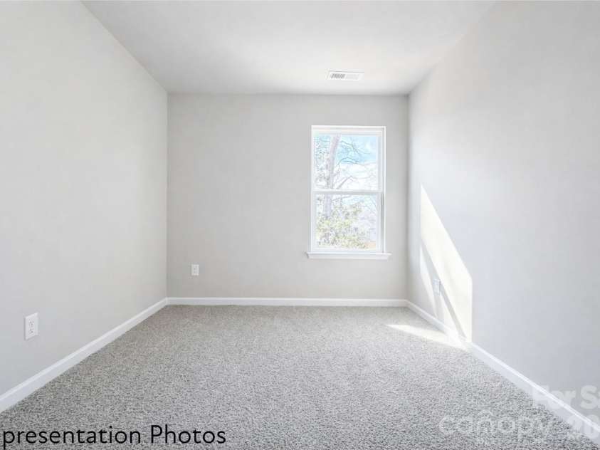 3111 Aberleaf Lane, Charlotte, NC 28227.  MLS# CAR4411103, YatesRealty ID 41578. 
