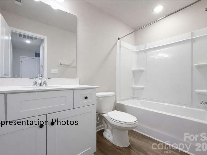 3111 Aberleaf Lane, Charlotte, NC 28227.  MLS# CAR4411103, YatesRealty ID 41578. 