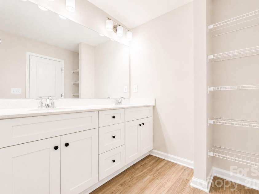 5909 Wallace Avenue, Charlotte, NC 28227.  MLS# CAR4389428, YatesRealty ID 41579. 