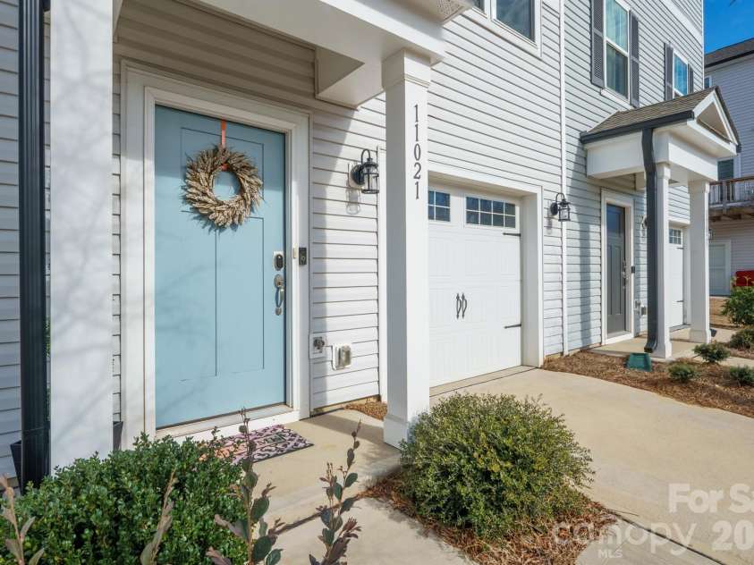 11021 Woodland Creek Way, Charlotte, NC 28262.  MLS# CAR4337738, YatesRealty ID 4158. 