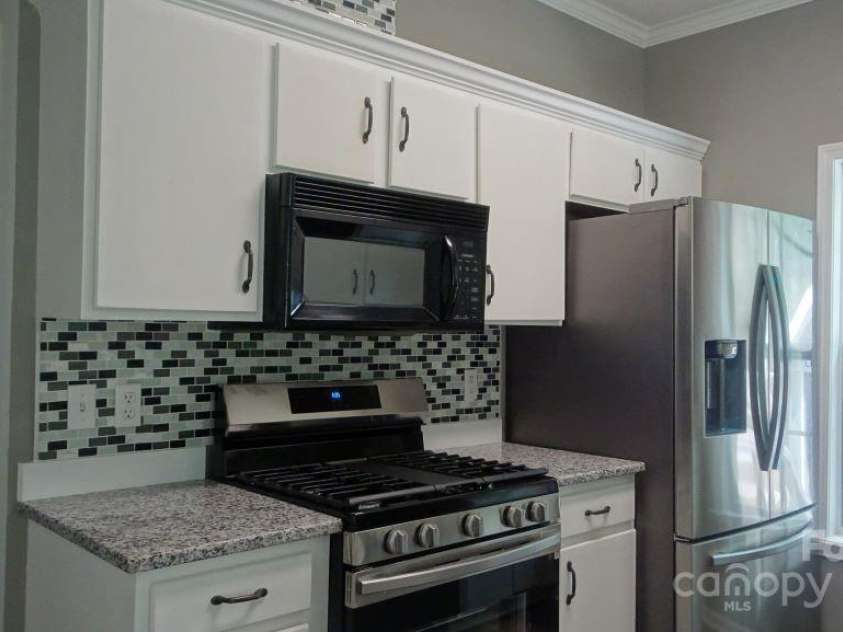 13 Cascade Street, Mooresville, NC 28115.  MLS# CAR4163022, YatesRealty ID 4158. 