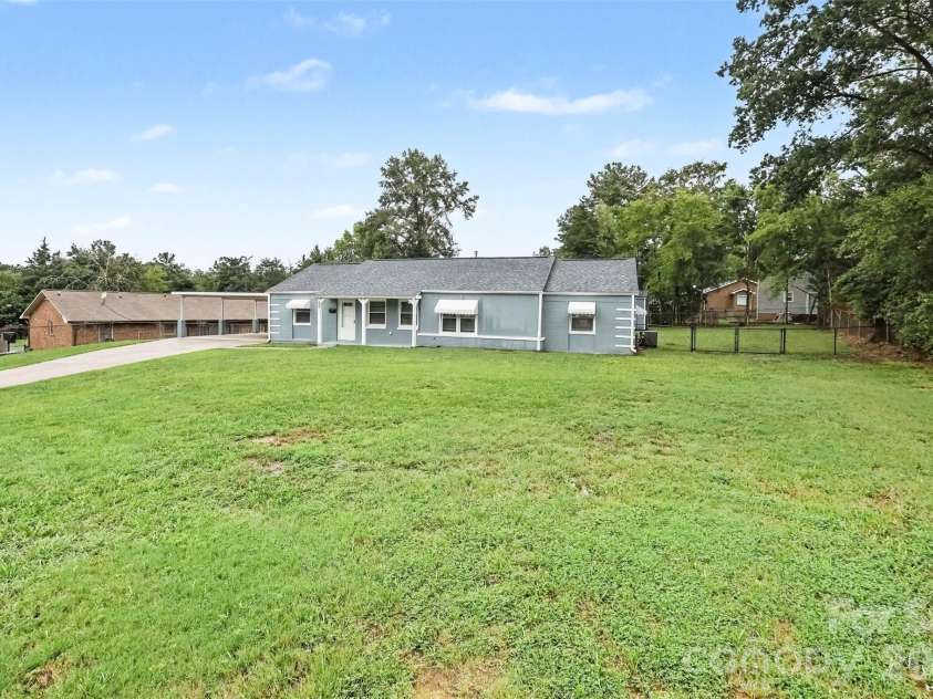 1352 Steed Street, Rock Hill, SC 29732.  MLS# CAR4411220, YatesRealty ID 41581. Front Exterior