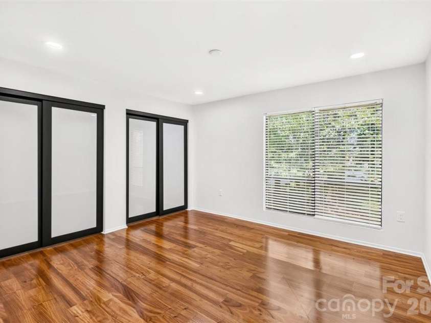 4906 Sardis Road, Charlotte, NC 28270.  MLS# CAR4408390, YatesRealty ID 41582. 