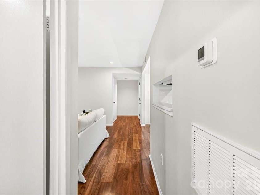 4906 Sardis Road, Charlotte, NC 28270.  MLS# CAR4408390, YatesRealty ID 41582. 