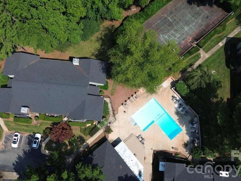 4906 Sardis Road, Charlotte, NC 28270.  MLS# CAR4408390, YatesRealty ID 41582. 