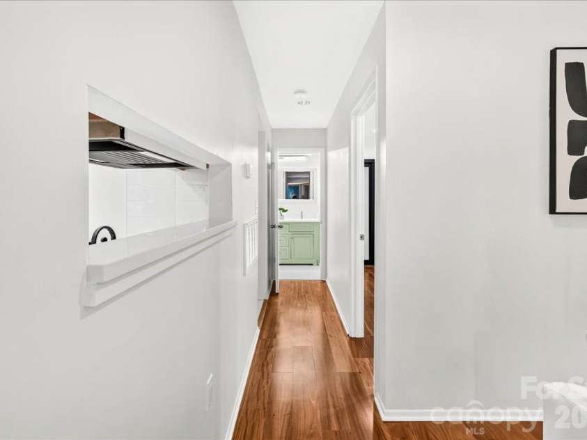 4906 Sardis Road, Charlotte, NC 28270.  MLS# CAR4420481, YatesRealty ID 41582. 