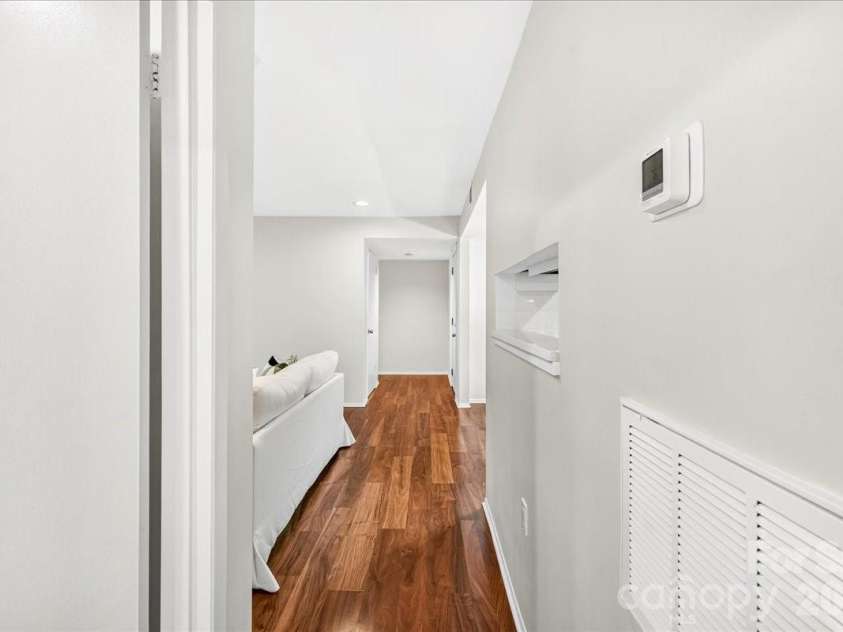 4906 Sardis Road, Charlotte, NC 28270.  MLS# CAR4420481, YatesRealty ID 41582. 