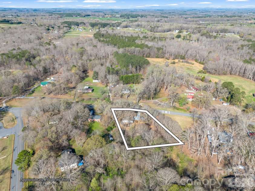 1325 NC Hwy 150 Highway, Lincolnton, NC 28092.  MLS# CAR4410681, YatesRealty ID 41585. 