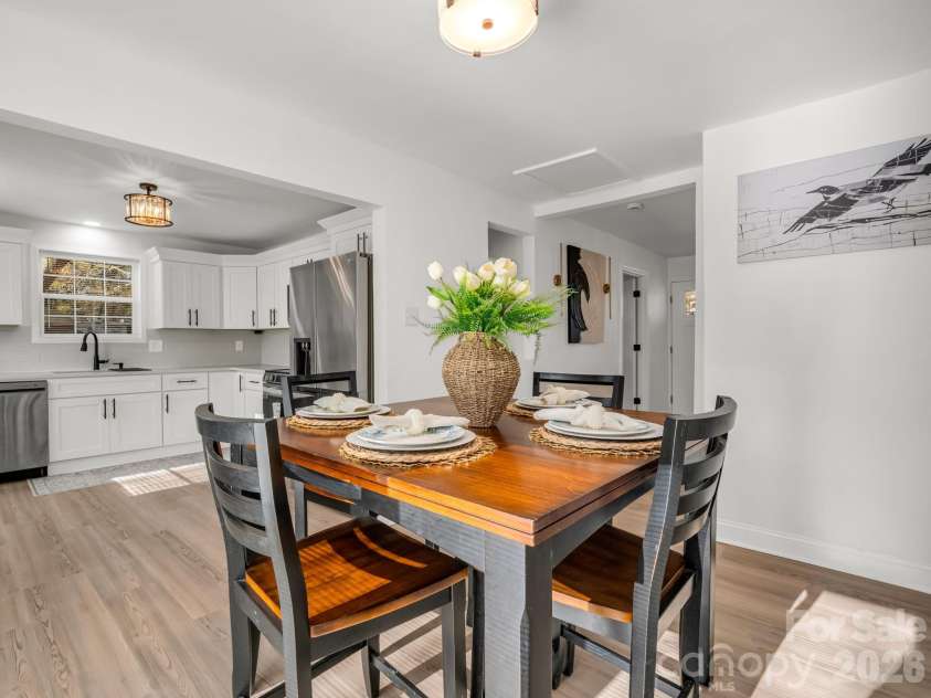 1325 NC Hwy 150 Highway, Lincolnton, NC 28092.  MLS# CAR4410681, YatesRealty ID 41585. Dining room
