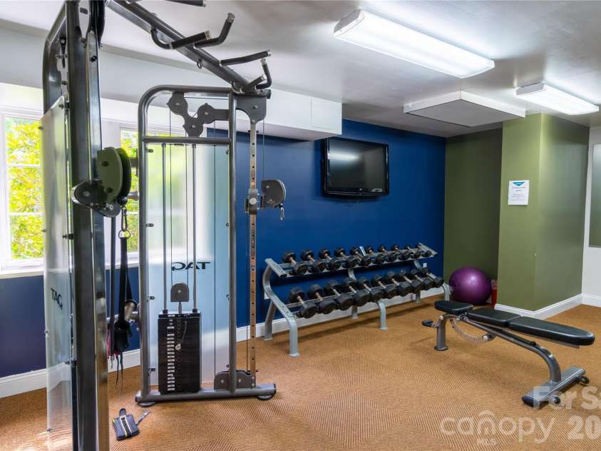 325 Bowling Park Road, Asheville, NC 28803.  MLS# CAR4405300, YatesRealty ID 41587. 