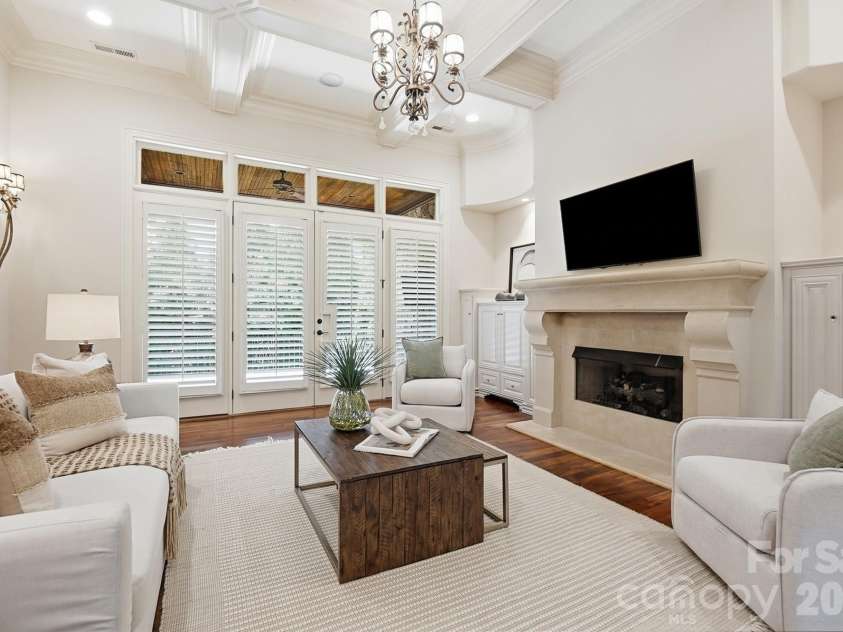 19115 Youngblood Road, Charlotte, NC 28278.  MLS# CAR4409218, YatesRealty ID 41588. 