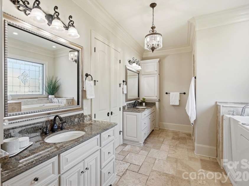 19115 Youngblood Road, Charlotte, NC 28278.  MLS# CAR4409218, YatesRealty ID 41588. 