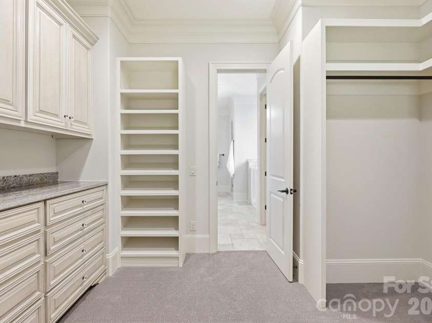19115 Youngblood Road, Charlotte, NC 28278.  MLS# CAR4409218, YatesRealty ID 41588. 
