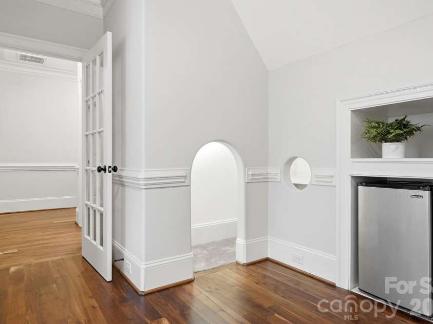 19115 Youngblood Road, Charlotte, NC 28278.  MLS# CAR4409218, YatesRealty ID 41588. 