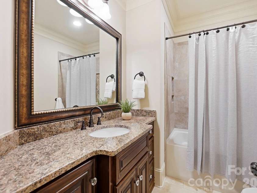 19115 Youngblood Road, Charlotte, NC 28278.  MLS# CAR4409218, YatesRealty ID 41588. 