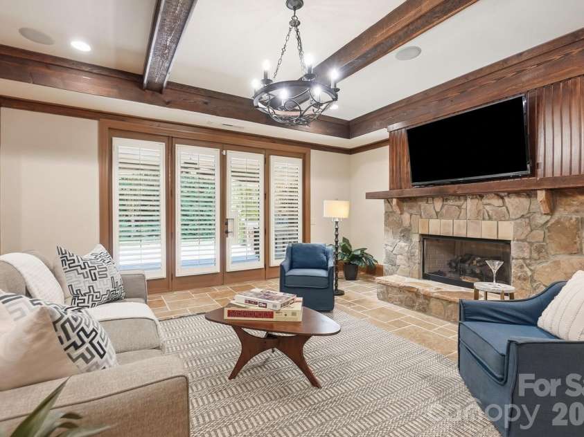 19115 Youngblood Road, Charlotte, NC 28278.  MLS# CAR4409218, YatesRealty ID 41588. 