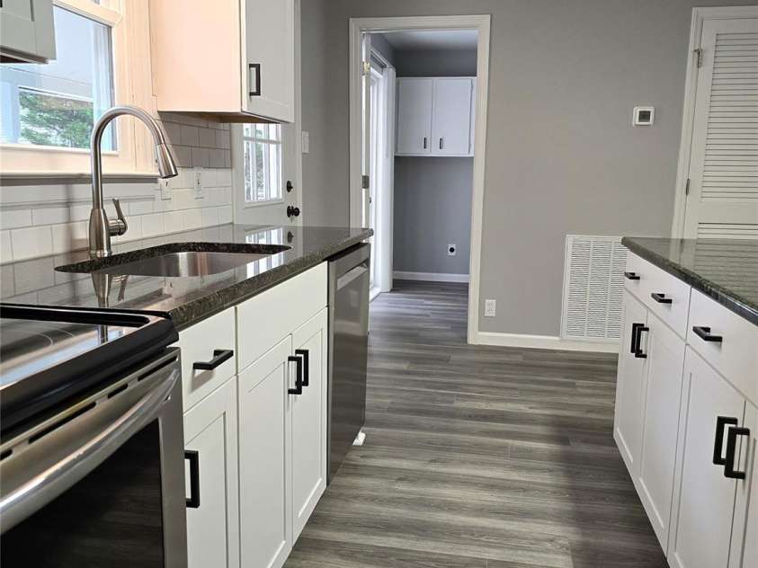 1607 NC 27 Highway, Lincolnton, NC 28092.  MLS# CAR4233470, YatesRealty ID 4159. 