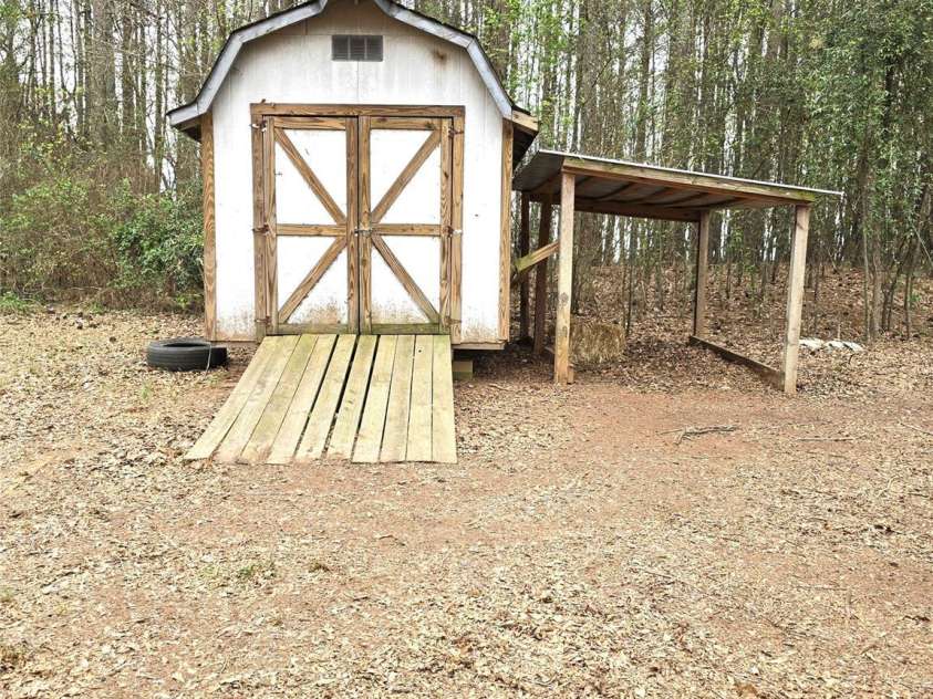 1607 NC 27 Highway, Lincolnton, NC 28092.  MLS# CAR4233470, YatesRealty ID 4159. 