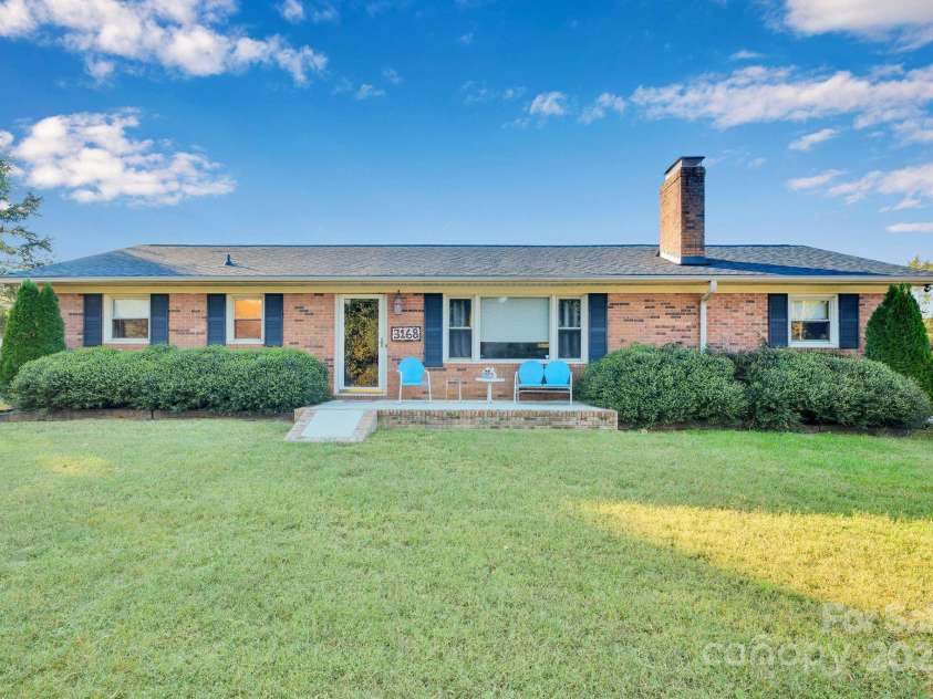 3168 Sossaman Place, Concord, NC 28025.  MLS# CAR4317213, YatesRealty ID 4159. 