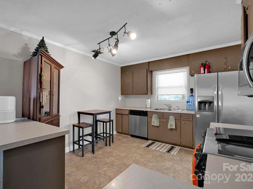 3168 Sossaman Place, Concord, NC 28025.  MLS# CAR4317213, YatesRealty ID 4159. 