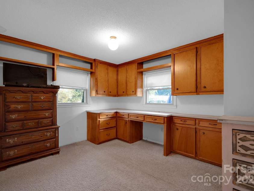 3168 Sossaman Place, Concord, NC 28025.  MLS# CAR4317213, YatesRealty ID 4159. 