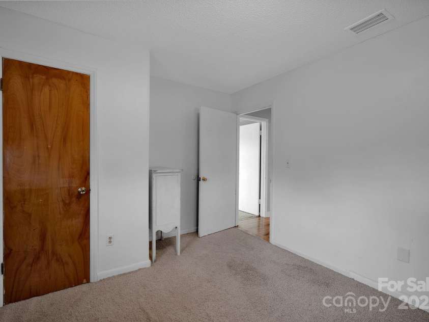 3168 Sossaman Place, Concord, NC 28025.  MLS# CAR4317213, YatesRealty ID 4159. 