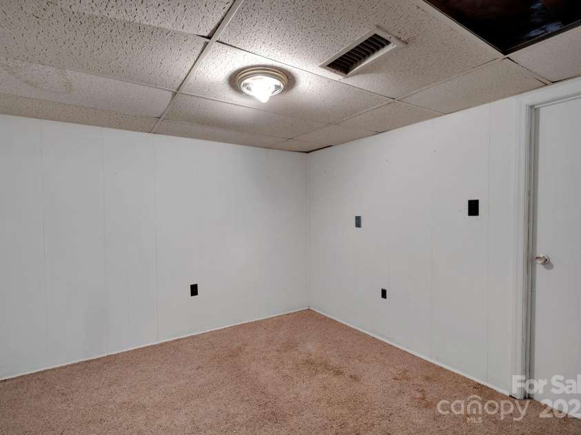 3168 Sossaman Place, Concord, NC 28025.  MLS# CAR4317213, YatesRealty ID 4159. 