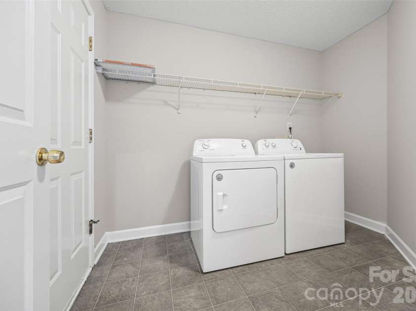 4907 Cornelia Drive, Charlotte, NC 28269.  MLS# CAR4319832, YatesRealty ID 4159. 