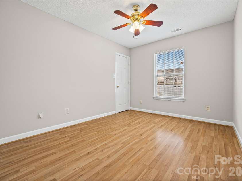 4907 Cornelia Drive, Charlotte, NC 28269.  MLS# CAR4319832, YatesRealty ID 4159. 