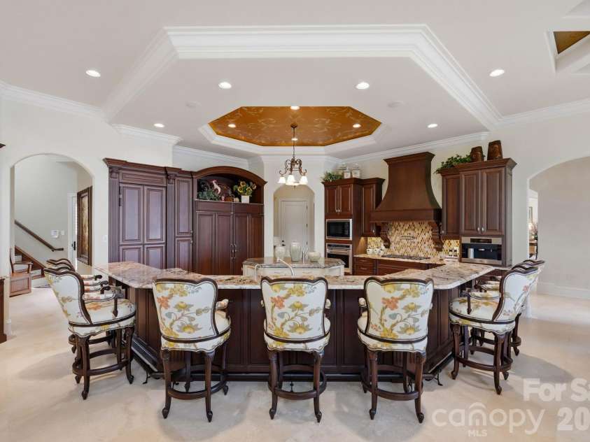 139 Hollen Lane, Mooresville, NC 28117.  MLS# CAR4406781, YatesRealty ID 41591. Open Concept Kitchen
