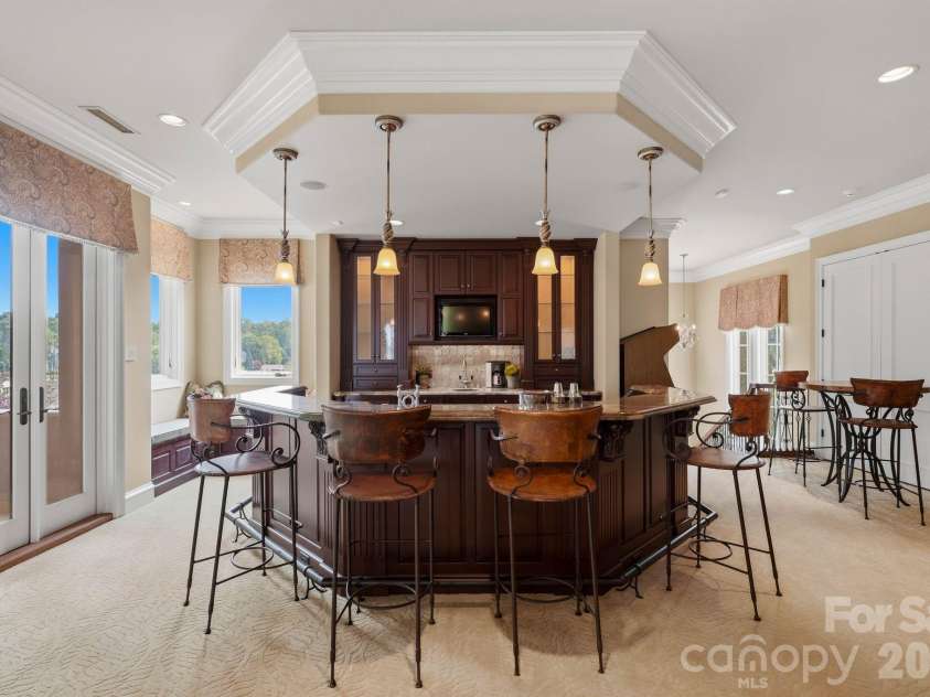 139 Hollen Lane, Mooresville, NC 28117.  MLS# CAR4406781, YatesRealty ID 41591. Upper-Level Bar