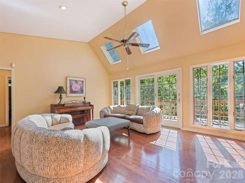 969 Mountain View Drive, Maggie Valley, NC 28751.  MLS# CAR4406621, YatesRealty ID 41593. 