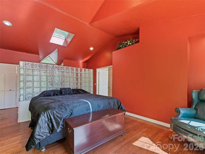 969 Mountain View Drive, Maggie Valley, NC 28751.  MLS# CAR4406621, YatesRealty ID 41593. 