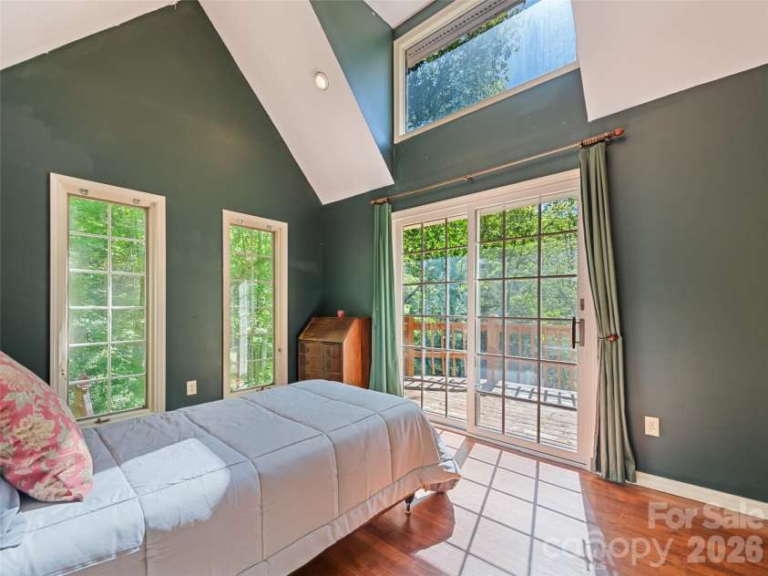 969 Mountain View Drive, Maggie Valley, NC 28751.  MLS# CAR4406621, YatesRealty ID 41593. 