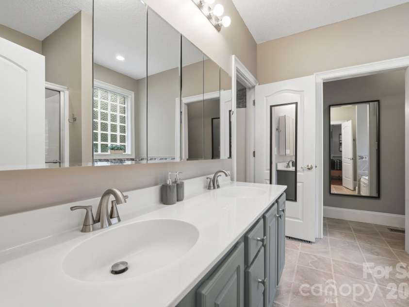 1220 Grun Augen Drive, Richburg, SC 29729.  MLS# CAR4401037, YatesRealty ID 41594. 