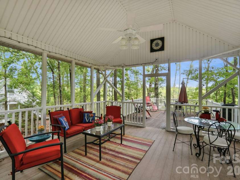 1220 Grun Augen Drive, Richburg, SC 29729.  MLS# CAR4401037, YatesRealty ID 41594. 