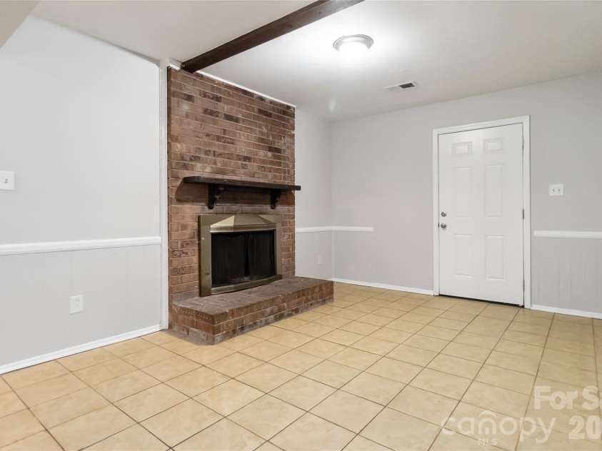 6317 Old Coach Road, Charlotte, NC 28215.  MLS# CAR4410165, YatesRealty ID 41595. 