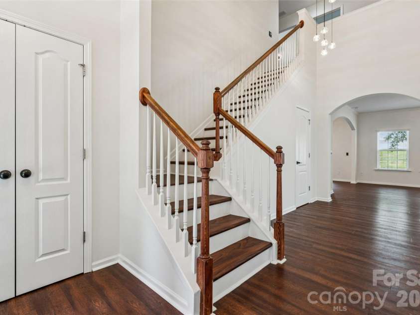 14007 Highland Meadow Road, Charlotte, NC 28273.  MLS# CAR4403552, YatesRealty ID 41596. 