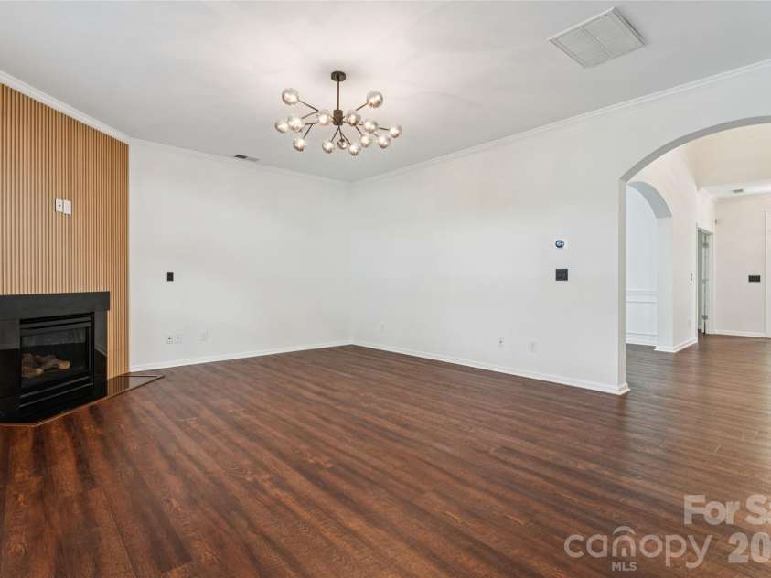 14007 Highland Meadow Road, Charlotte, NC 28273.  MLS# CAR4403552, YatesRealty ID 41596. 