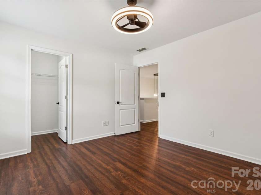 14007 Highland Meadow Road, Charlotte, NC 28273.  MLS# CAR4403552, YatesRealty ID 41596. 