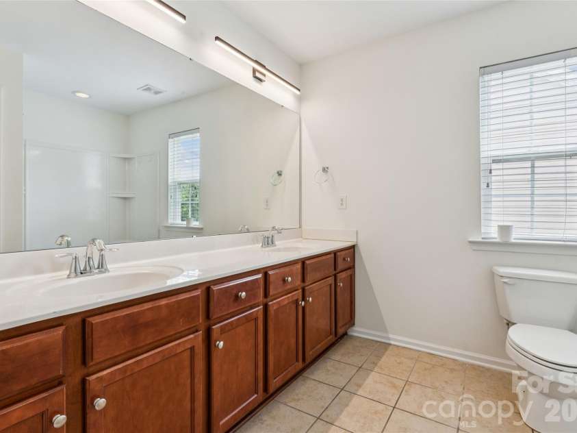 14007 Highland Meadow Road, Charlotte, NC 28273.  MLS# CAR4403552, YatesRealty ID 41596. 