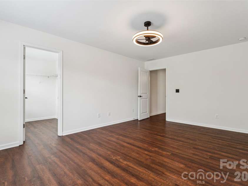 14007 Highland Meadow Road, Charlotte, NC 28273.  MLS# CAR4403552, YatesRealty ID 41596. 