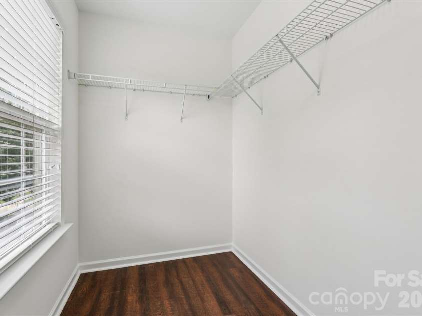 14007 Highland Meadow Road, Charlotte, NC 28273.  MLS# CAR4403552, YatesRealty ID 41596. 