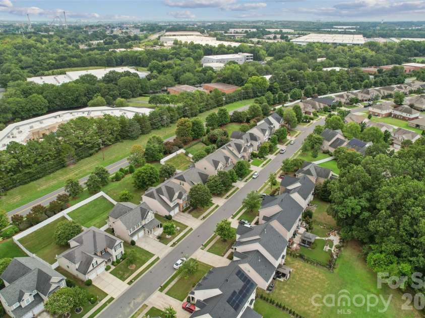 14007 Highland Meadow Road, Charlotte, NC 28273.  MLS# CAR4403552, YatesRealty ID 41596. 