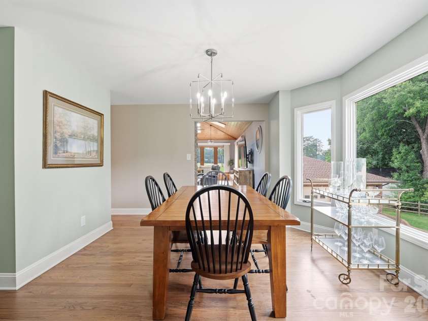 1419 Stoneyridge Drive, Charlotte, NC 28214.  MLS# CAR4411304, YatesRealty ID 41597. 